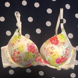 NWT Victoria's Secret Dream Angels Push Up Bra 38C
